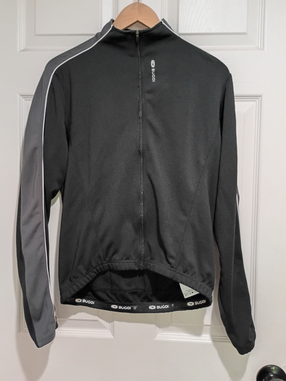 Sugoi Men's Black Cycling Jacket with Gray Accents Size Medium
